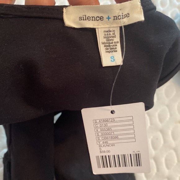 Silence and noise bodycon black two piece cut out dress with ring in middle - Picture 3 of 5